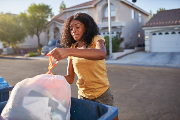 Best Mattress Removal Service  in Bee Ridge, FL